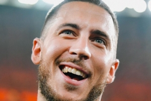 切尔西祝阿扎尔35岁生日快乐：蓝军队史最受喜爱的球员之一