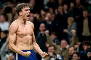 记者：帕利尼亚在热刺的长期前景仍不明朗，留队可能性低于预期