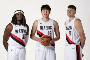 拓媒：罗威的处理三条路 留着他/交易来即战力/交易后培养杨瀚森