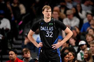 开启进攻模式！弗拉格内外开花 个人完成7-0攻击波打停国王