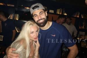 恋情曝光！格瓦迪奥尔与一名学兽医的学生恋爱，女友兼职滑雪教练