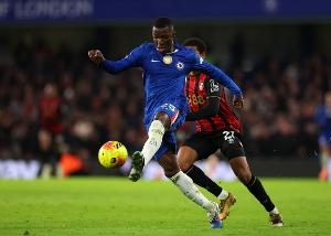 切尔西本赛季联赛已经对首发阵容进行了66次变动，英超球队中最多