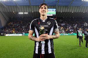 扎尼奥洛本赛季在乌迪内斯17场意甲5球，是此前三个赛季进球之和