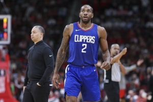 解说：小卡&哈登&祖巴茨都打得不错 快船就像主板很差的顶配电脑