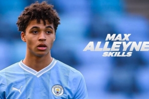 曼城20岁中卫阿莱恩半场5次赢得对抗、3次过人，均为队内最多