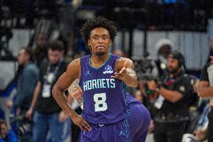 很有冲击力！塞克斯顿13中7砍全队最高22分 三分5中3&罚球5中5