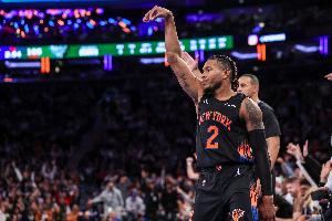 外线开炮！麦克布莱德连中三分 帮助尼克斯紧咬比分