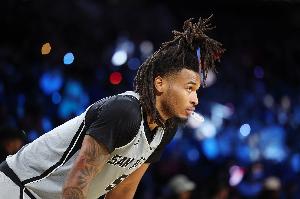 卡斯尔：我努力不让东契奇站上罚球线 凭一己之力实在没法防住他