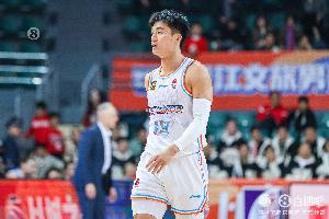 媒体人：山东VS北京最后90秒激烈紧张但不精彩 本土球员菜鸡互啄