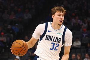 生涯首个三双？弗拉格三节13中8砍下20分9板7助 另有3断1帽