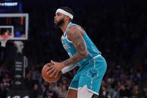 迈尔斯·布里奇斯生涯防守篮板数跻身队史第2 仅次杰拉德·华莱士