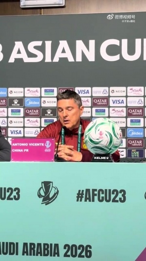 博主吐槽：安东尼奥是个不爱学习的教练，英语差到如此 叹为观止