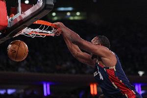 奋力反击！骑士多点开花打出10-2攻击波 一举反超比分