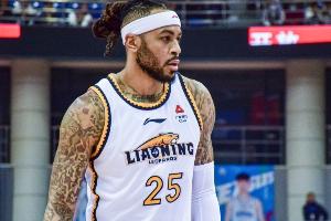 半场已经两双！莫兰德5中5高效砍12分14篮板 其中6前场板&3盖帽