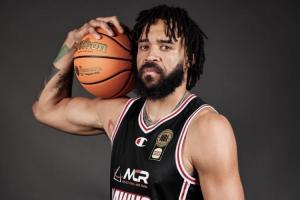 直播吧：麦基是否加盟北京要等NBL赛季结束决定 欧洲球队也有意他