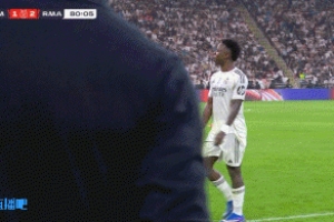 结束别走！马卡：维尼修斯西蒙尼约定终场后算账，二人火药味十足