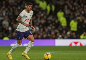 硬！罗梅罗单场21次成功对抗，是本赛季英超最多+热刺近10年纪录