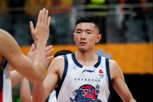 媒体人：好外援真重要 珀塞尔压哨 谢智杰陈林坚证明了自己的能力