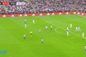 卡雷拉斯右路逼抢创造机会，罗德里戈禁区内扣过防守单刀射门被扑