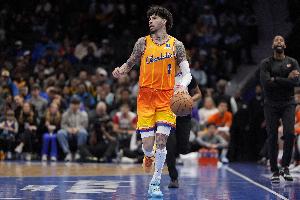 砍下33分8助3断且进7个三分！三球本场数据 NBA历史替补首人