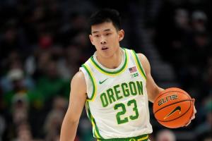 一波6分1助追近分差！NCAA：林葳上半场9中3 拿到8分并列两队最高