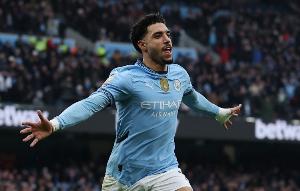 记者：马尔穆什暂无冬窗离开曼城的计划，球员没有和热刺进行谈判