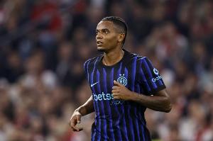 铁人！阿坎吉加盟国米后16场意甲全勤，从未缺席过任何1分钟