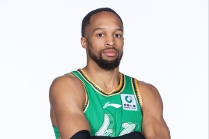 CBA官网：辽宁男篮取消杰隆·布朗&奥利弗的注册 成功注册亨特