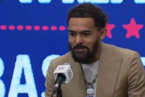 东部倒二！特雷·杨：我不想一直输 今夏迫不及待想带年轻人加练