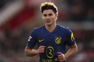 记者：巴萨方面认为赛季末当务之急是进补中锋，小蜘蛛成最佳候选