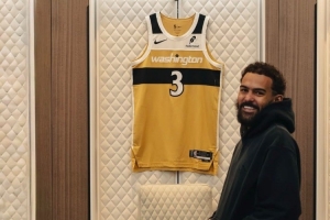 奇才3号！特雷·杨公布自己新的球衣号码！奇才11号已退役！