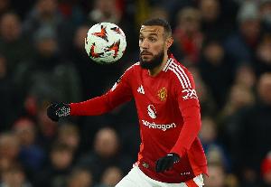 米体：补强边后卫位置，马兹拉维成尤文引援优先目标