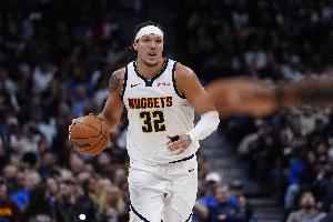 戈登：仍在适应目前的上场时间安排 下半场我若打得好点 感觉能赢