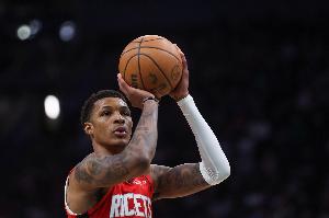 小贾谈过去两场：归根结底就是没投进球 若我能投进这两场都能赢