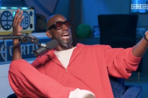 加内特：三分球会让人变懒 现在没人全力冲击篮下了也很少见隔扣