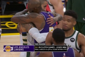 金身被破！湖人本赛季关键时刻比赛首败 此前13胜0负