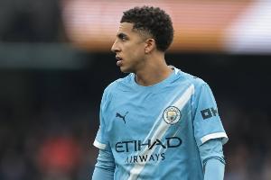 刘易斯：进球盛宴让现场球迷很开心 未来希望能更多参与进球