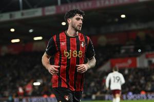 邮报：尤文寻求冬窗引进塞内西，正在继续与伯恩茅斯谈判