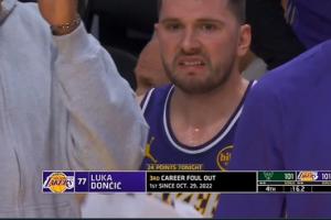 致命三分犯规六犯离场！东契奇满脸愤怒：傻X贱人🤬