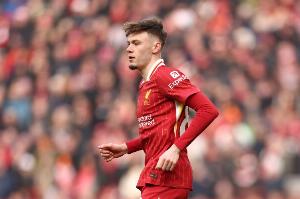 多名利物浦跟队：布拉德利赛季报销，但并未出现十字韧带撕裂