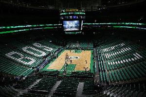 文班：波士顿适合步行 绿军历史悠久底蕴深厚&是NBA顶级球队之一