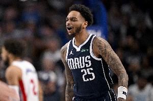 场均14.7分7.4篮板！明天独行侠迎战篮网 华盛顿小概率出战