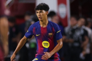 世体：德罗合同2027年到期，巴萨今年将与他签订新合同