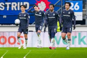 争冠几乎无望！范佩西率队近7轮丢11分，费耶诺德已被PSV甩开13分