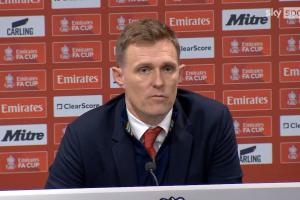 强硬！弗莱彻：曼联球员必须渴望成为球队未来，否则就不应该留下