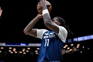 第三节打出气势！里德18中7砍17分11板 第三节独得11分&正负值+23