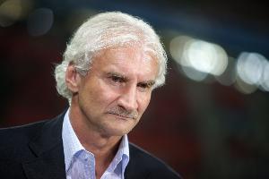 沃勒尔：确信纳帅会关注卡尔表现 想入选国家队特狮必须上场比赛