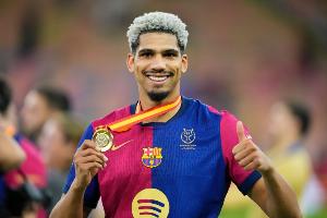 进入巴萨本场替补名单！世体：阿劳霍宣告回归，他的身心已经恢复