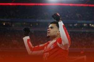 51净胜球+11分领跑！拜仁几乎场均4球+德甲不败，五大联赛独一档