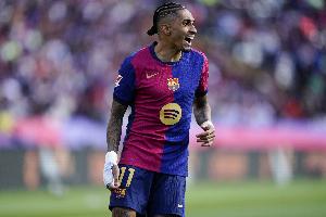 拉菲尼亚单届西超杯打进4球，是赛事历史第二人